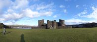 FZ011870-76 Panorama Caerphilly castle.jpg